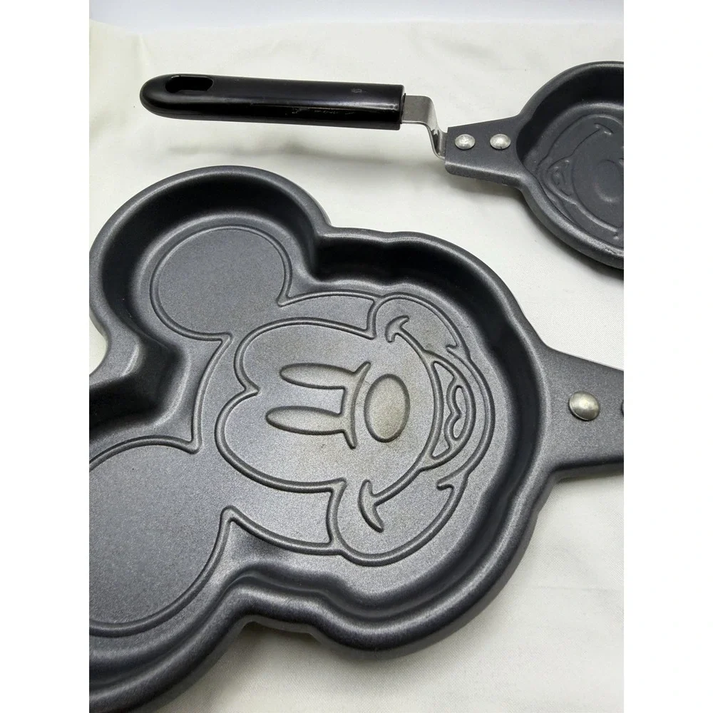 Disney Mickey & Minnie Mouse Pancake Skillet Non Stick